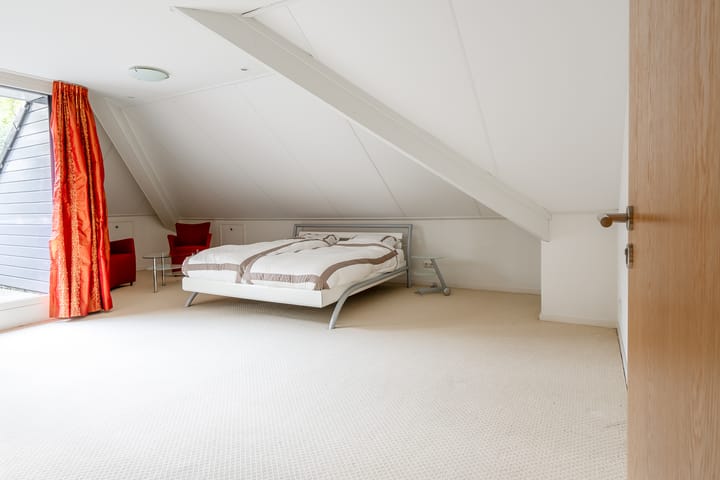 Foto 40 van Witte de Withlaan 9