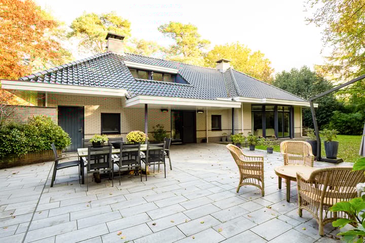 Foto 59 van Witte de Withlaan 9