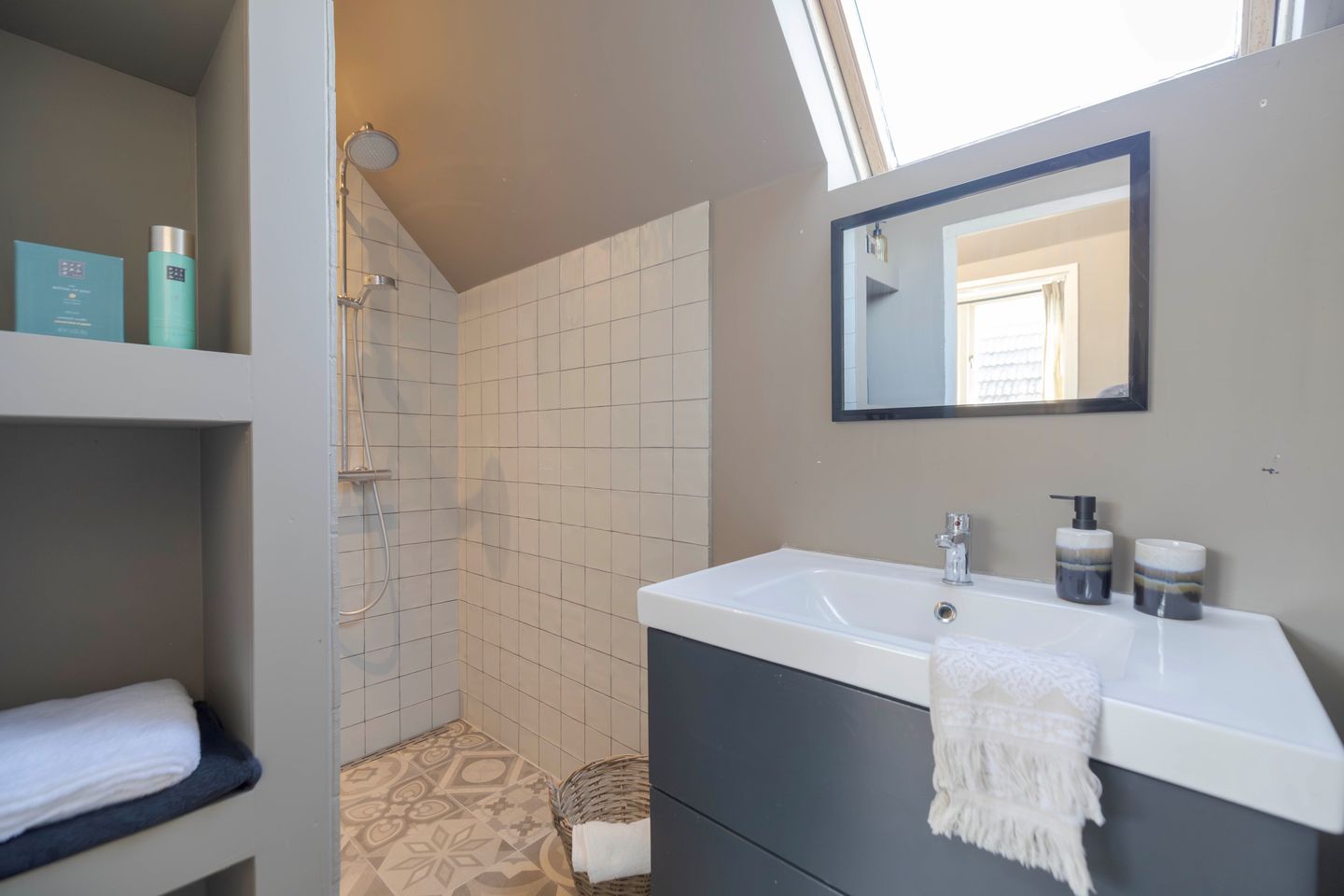 Foto 35 van Driekoningenstraat 27-3