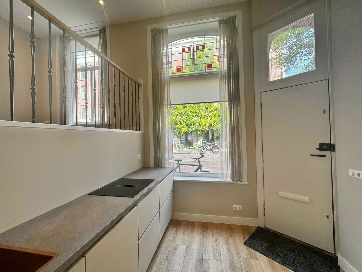 Bekijk foto 3 van Gerard Doustraat 30-H