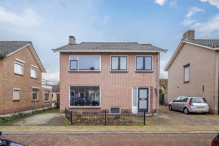 Foto 5 van Poelsstraat 12