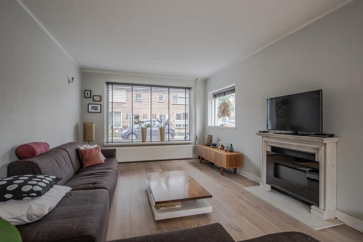 Foto 9 van Poelsstraat 12