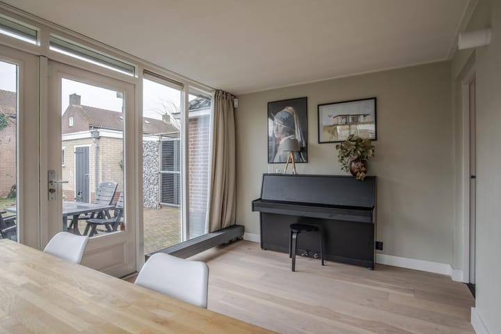 Foto 13 van Poelsstraat 12