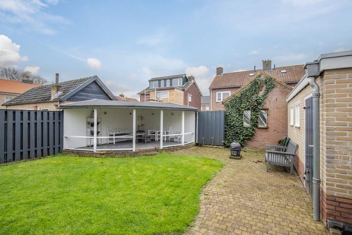 Foto 22 van Poelsstraat 12