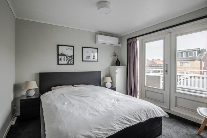 Foto 29 van Poelsstraat 12