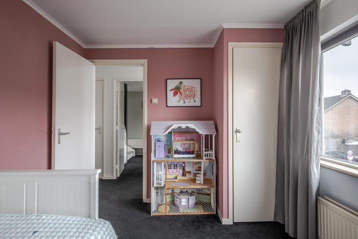 Foto 35 van Poelsstraat 12