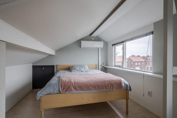 Foto 39 van Poelsstraat 12