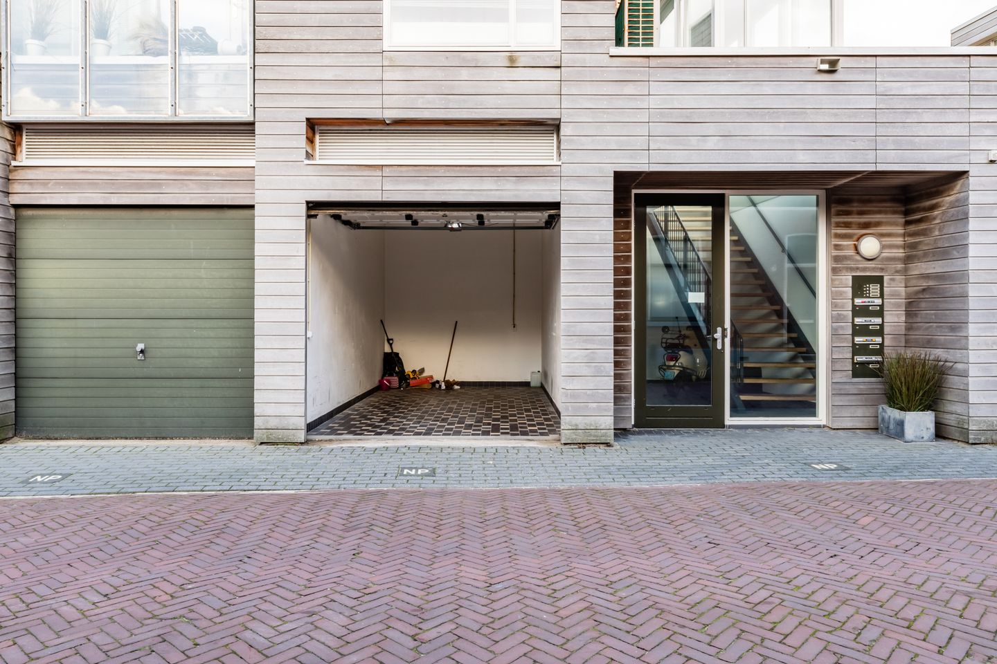 Photo 4 of Marinestraat 4-F