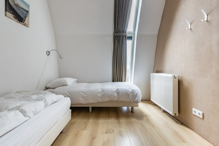 Photo 27 of Marinestraat 4-F