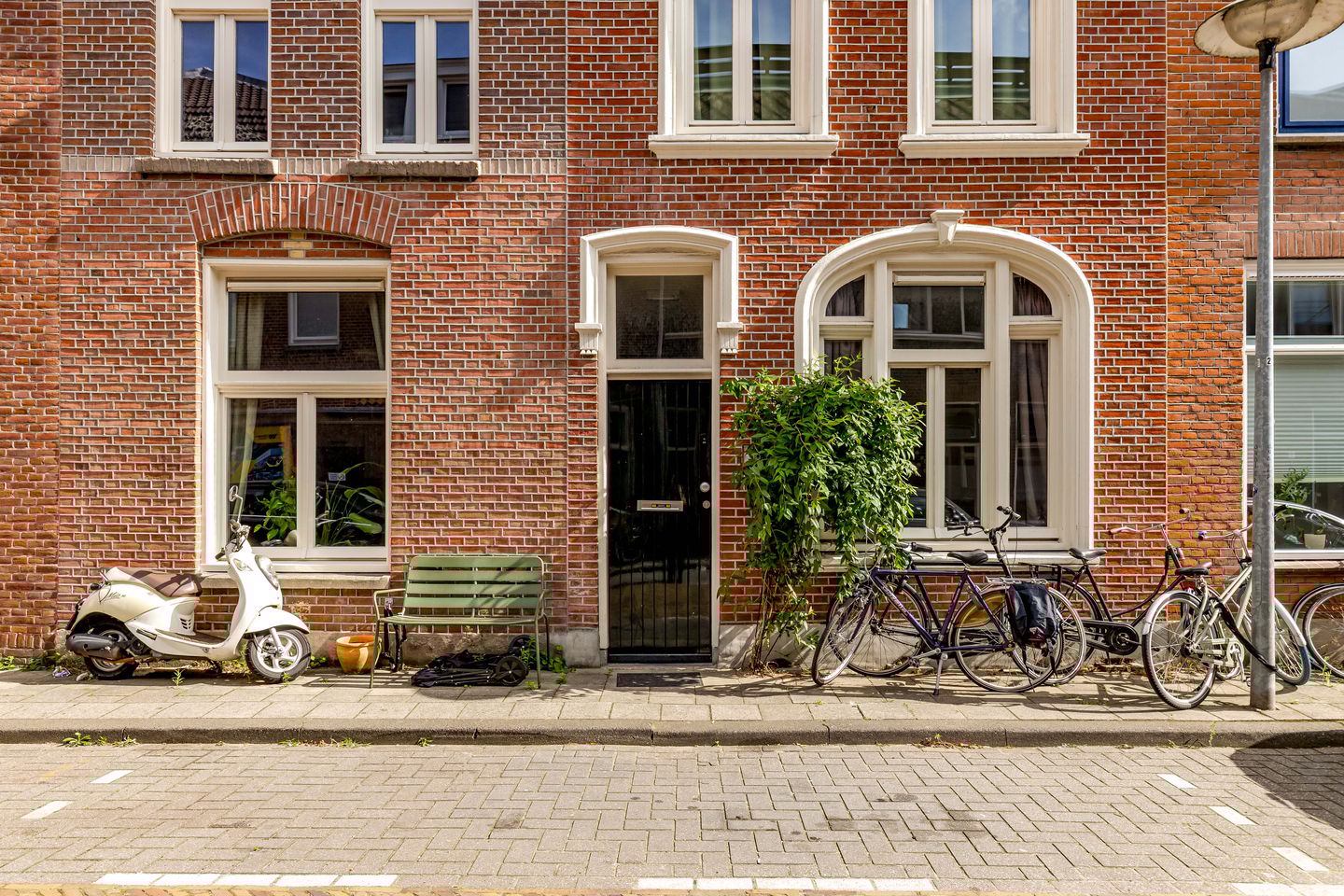 Photo 5 of Asterstraat 2-A