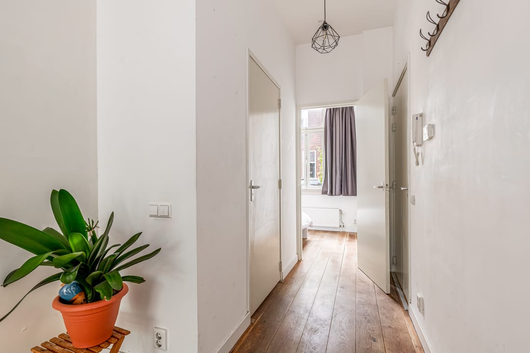 Photo 11 of Asterstraat 2-A