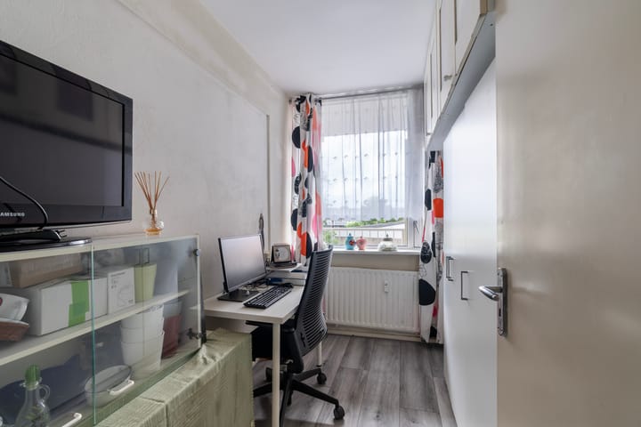 Foto 8 van Uitgeeststraat 44