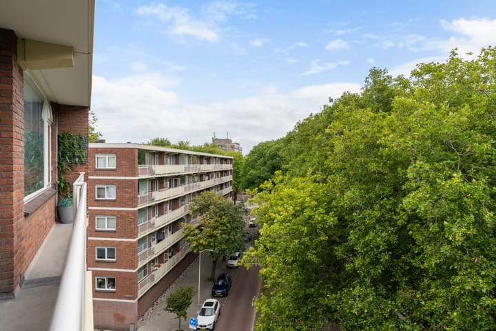 Foto 18 van Uitgeeststraat 44