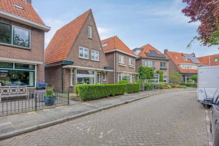 Foto 33 van Ambonstraat 12