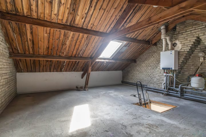 Photo 15 of Burgemeester Van Leeuwenlaan 220