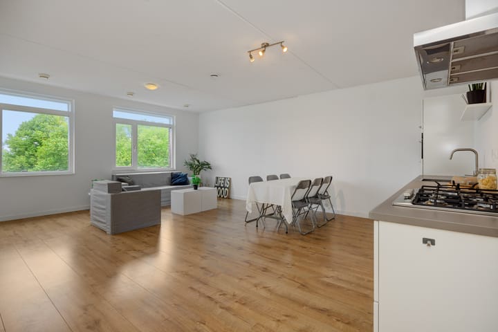 Photo 2 of Willem van Nassaulaan 69