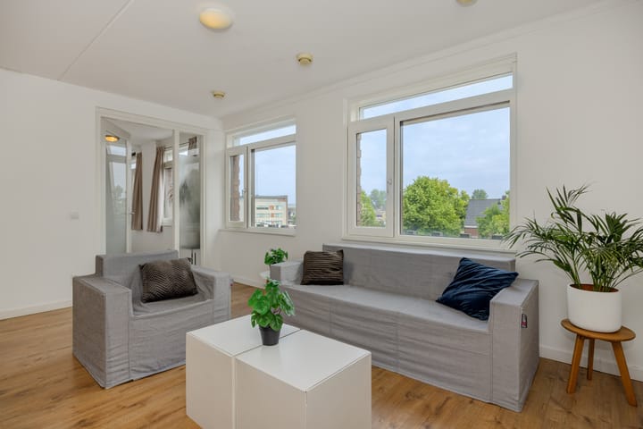 Photo 3 of Willem van Nassaulaan 69