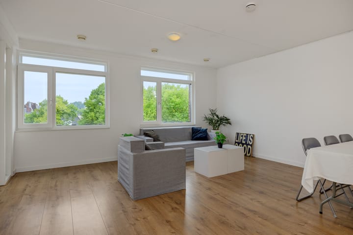 Photo 4 of Willem van Nassaulaan 69