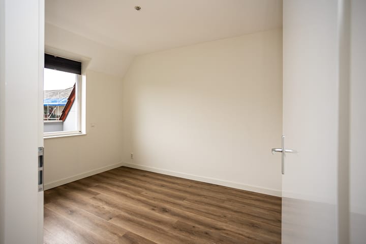 Photo 13 of Kloosterstraat 9-J