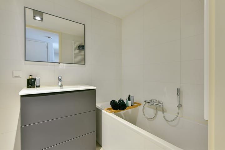 Foto 15 van Veemkade 1124