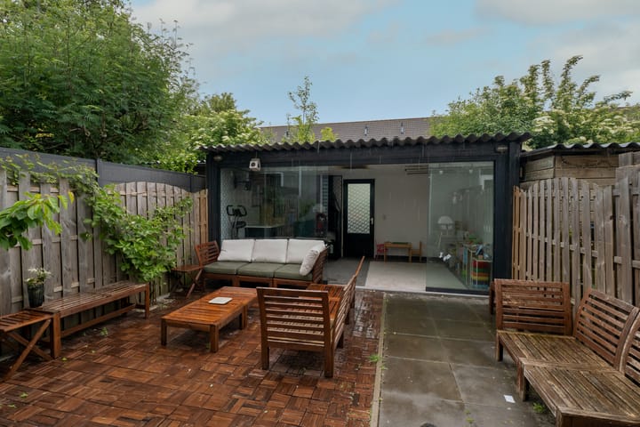 Photo 4 of Van Swietenstraat 9