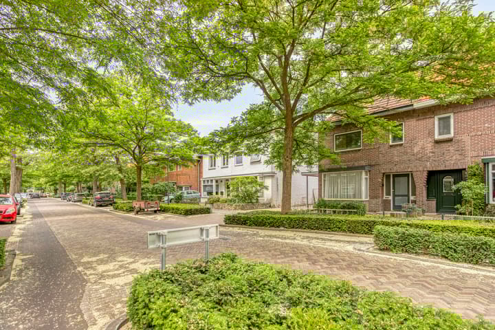 Photo 2 of Koningin Wilhelminalaan 57