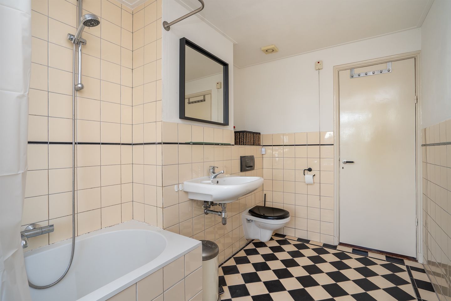 Photo 25 of Jan Pieterszoon Coenstraat 27