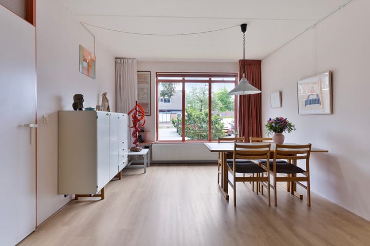 Foto 7 van Weegbree 52