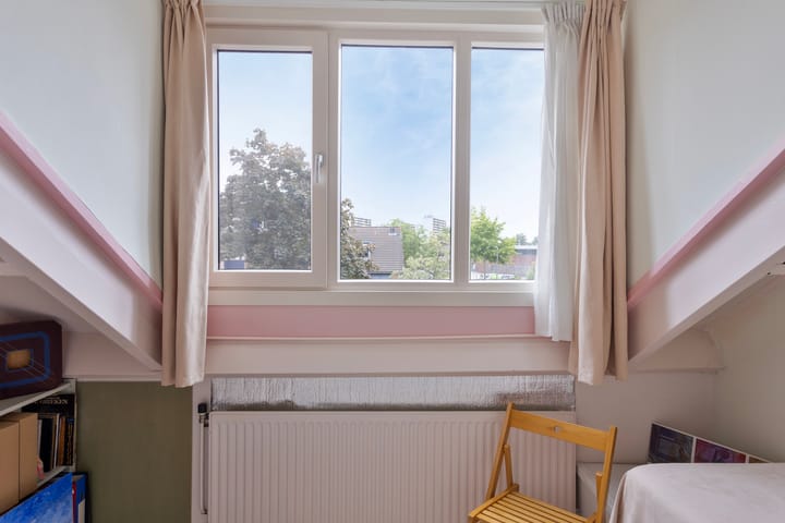 Foto 18 van Weegbree 52