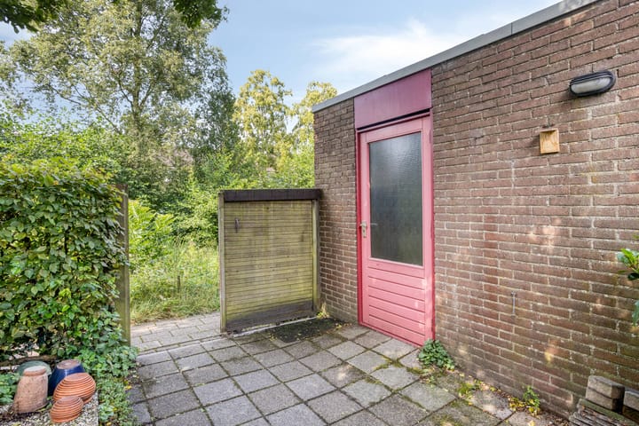 Foto 31 van Weegbree 52