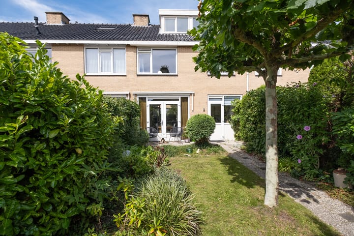 Foto 3 van Azalealaan 6