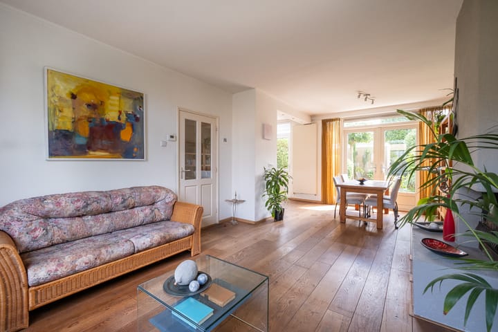 Foto 6 van Azalealaan 6