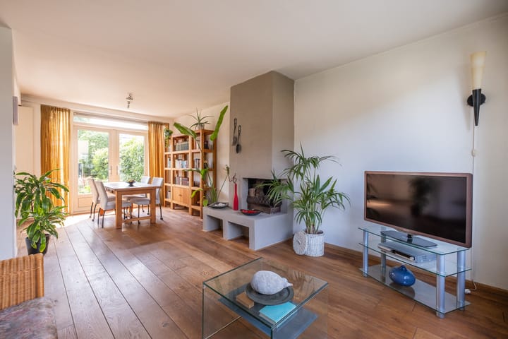 Foto 5 van Azalealaan 6