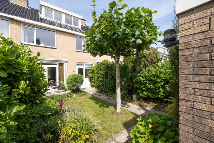 Foto 33 van Azalealaan 6