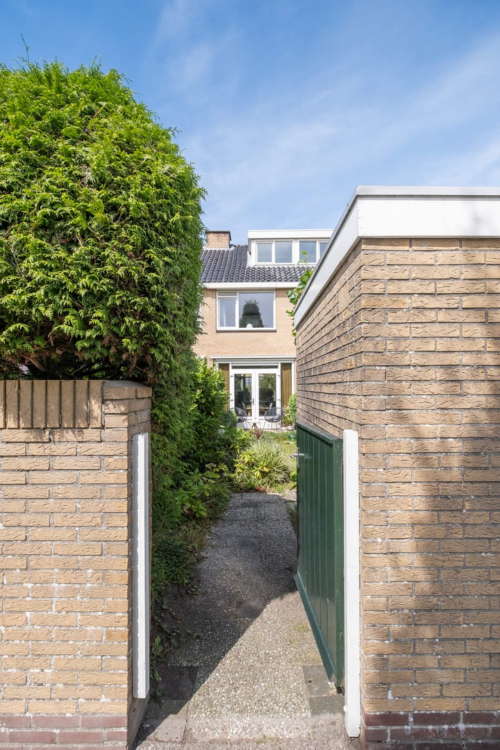 Foto 36 van Azalealaan 6