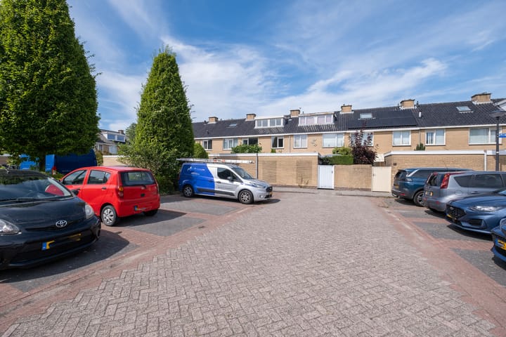 Foto 42 van Azalealaan 6