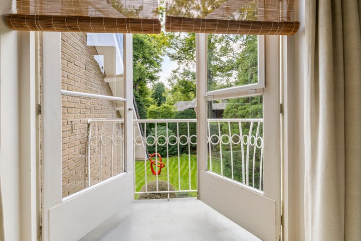 Foto 21 van J. van Woensel Kooylaan 9