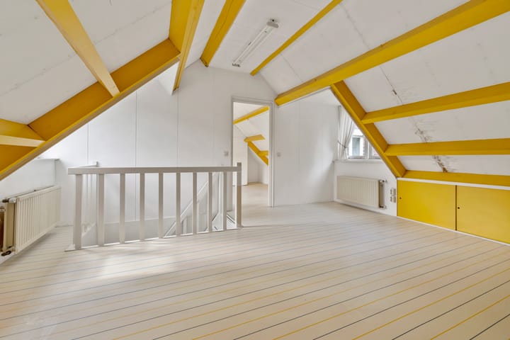 Foto 31 van J. van Woensel Kooylaan 9