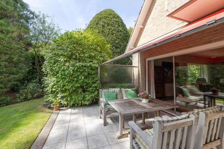 Foto 39 van J. van Woensel Kooylaan 9