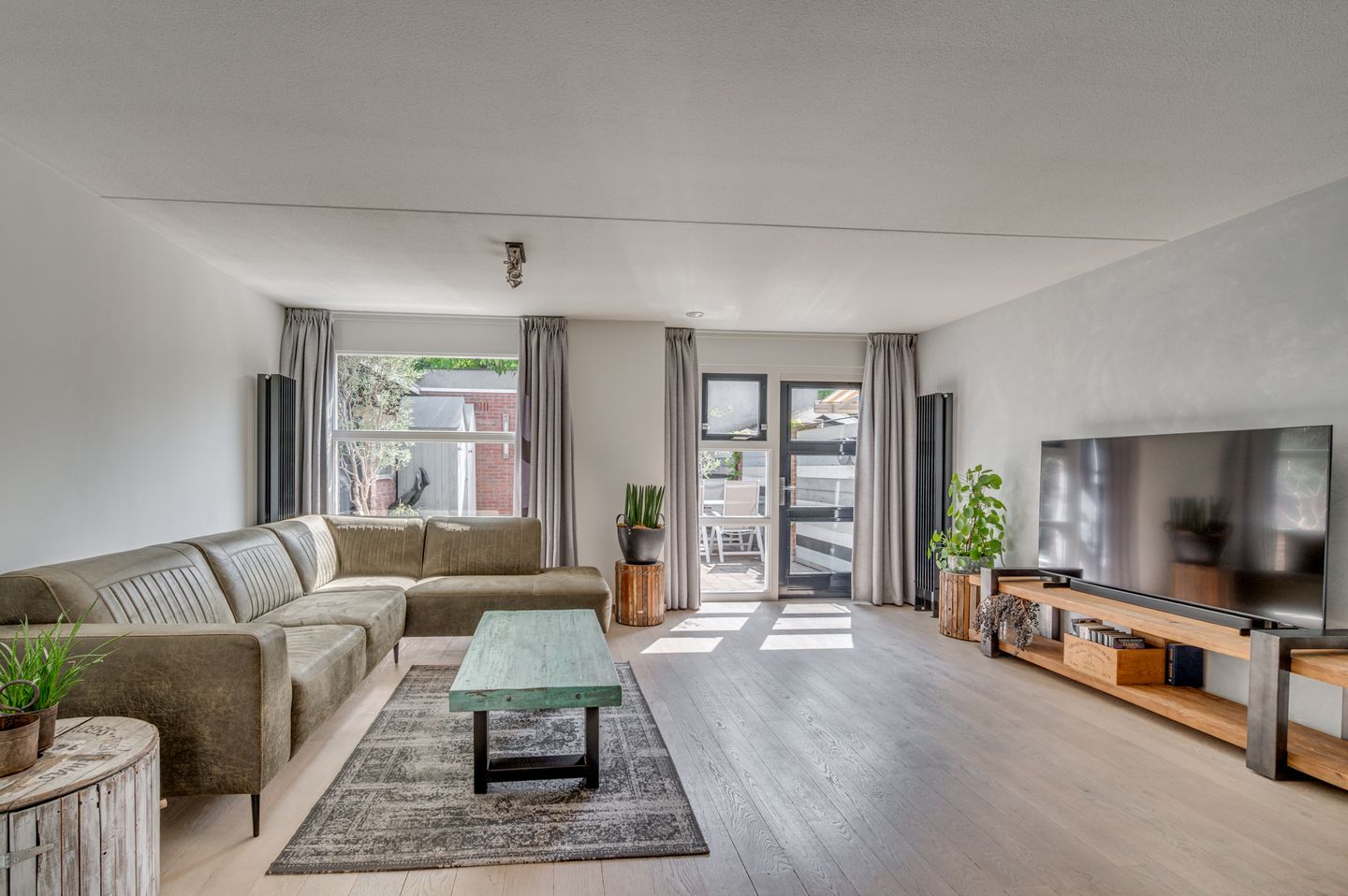 Foto 4 van Biest 106-C