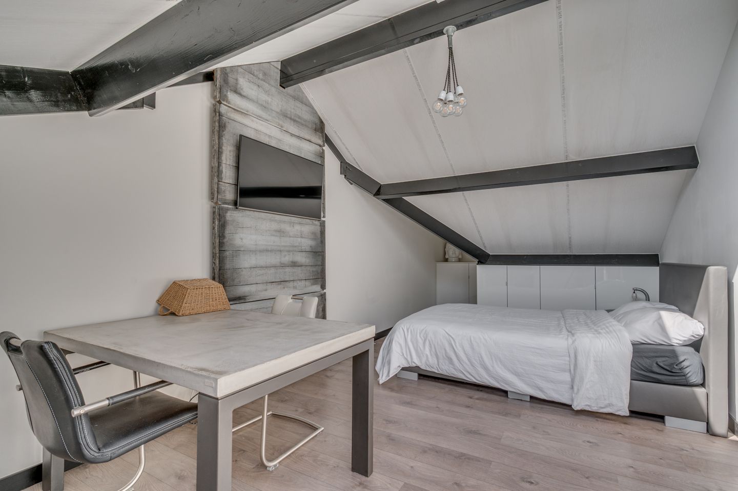 Foto 34 van Biest 106-C