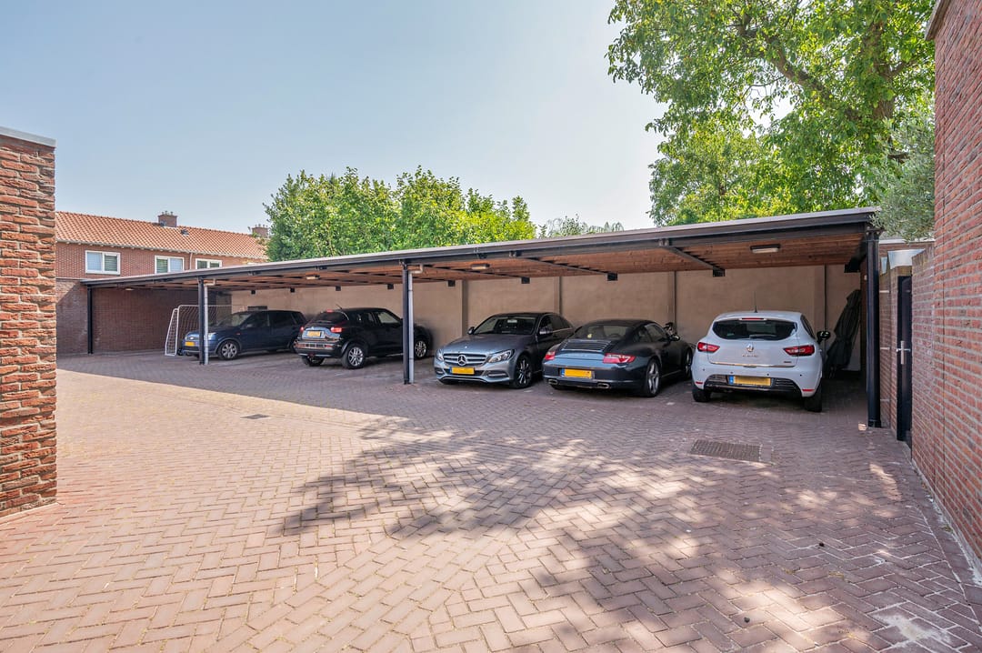 Foto 46 van Biest 106-C