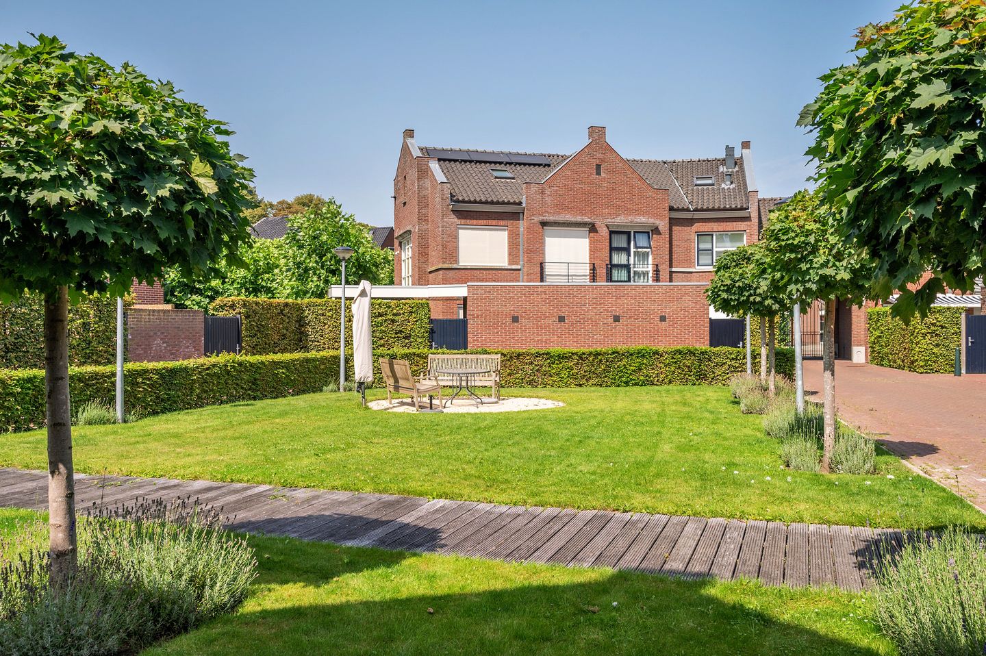 Foto 55 van Biest 106-C