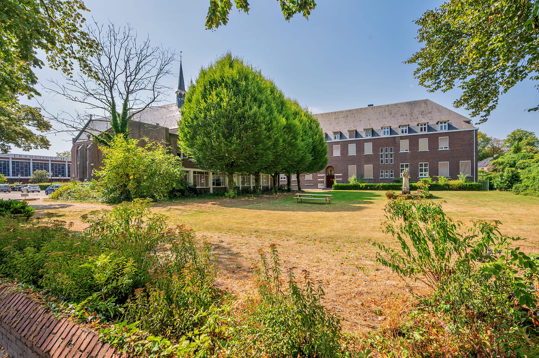 Foto 68 van Biest 106-C