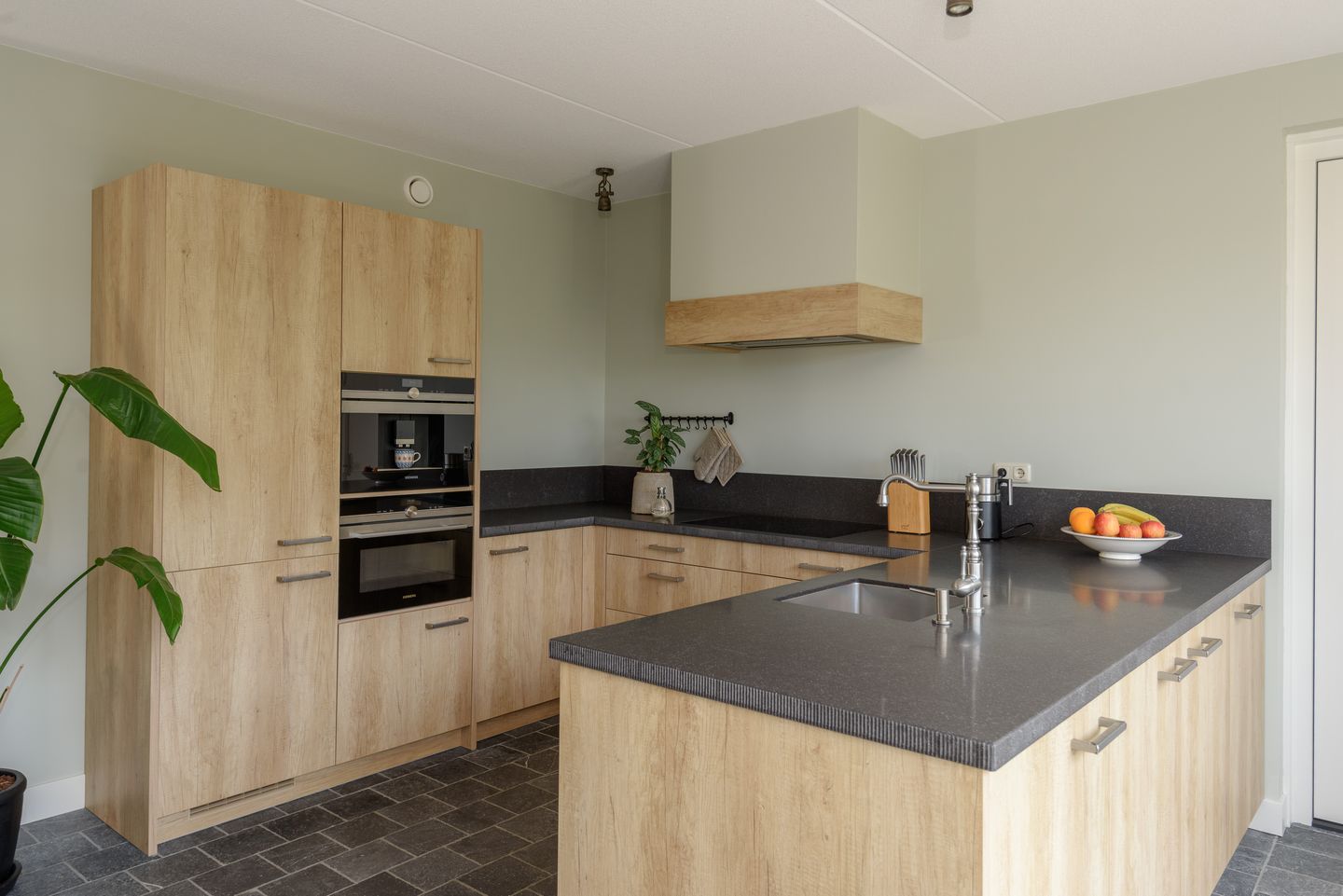 Foto 14 van Dorpsstraat 13