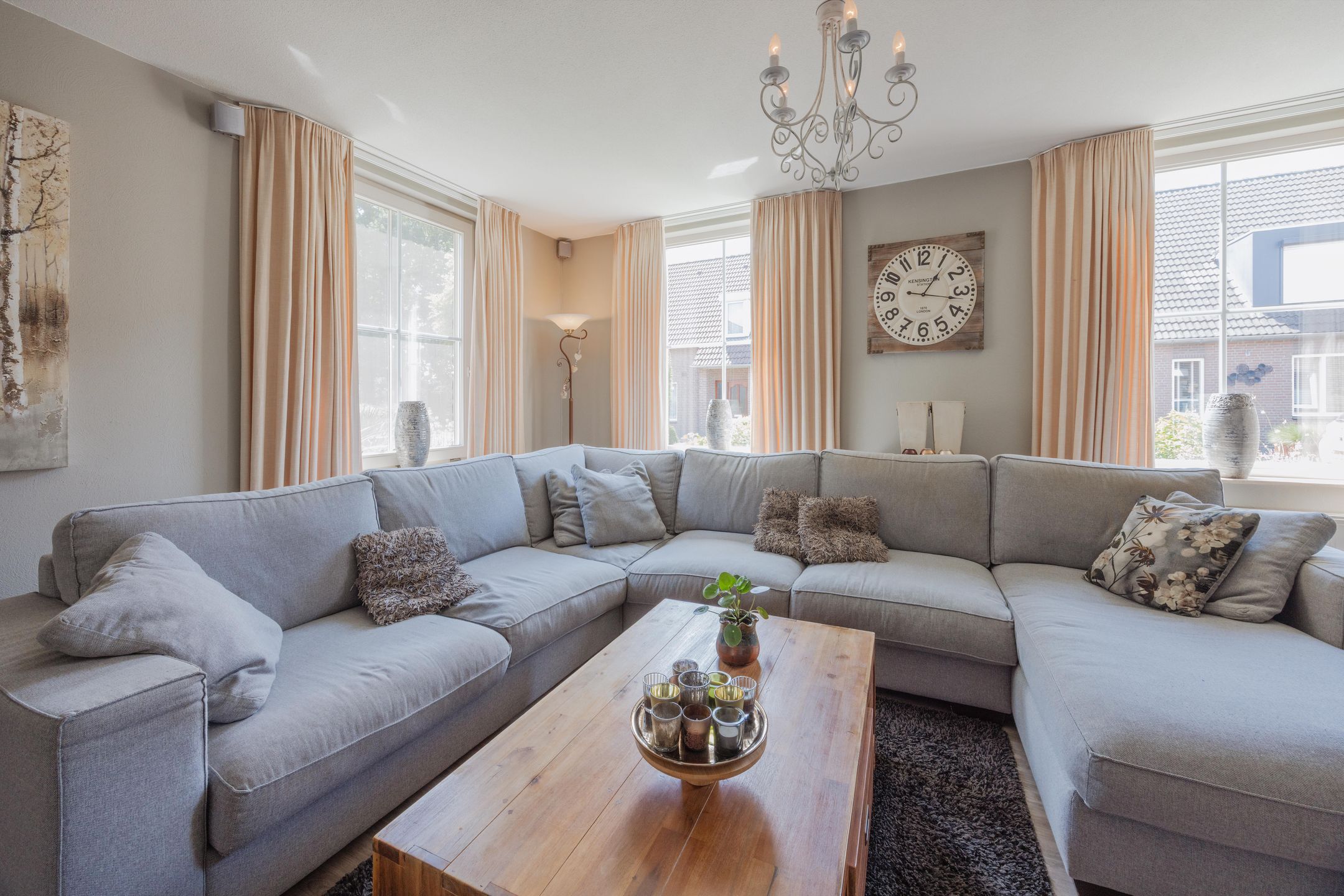 Photo 12 of Dissel 4