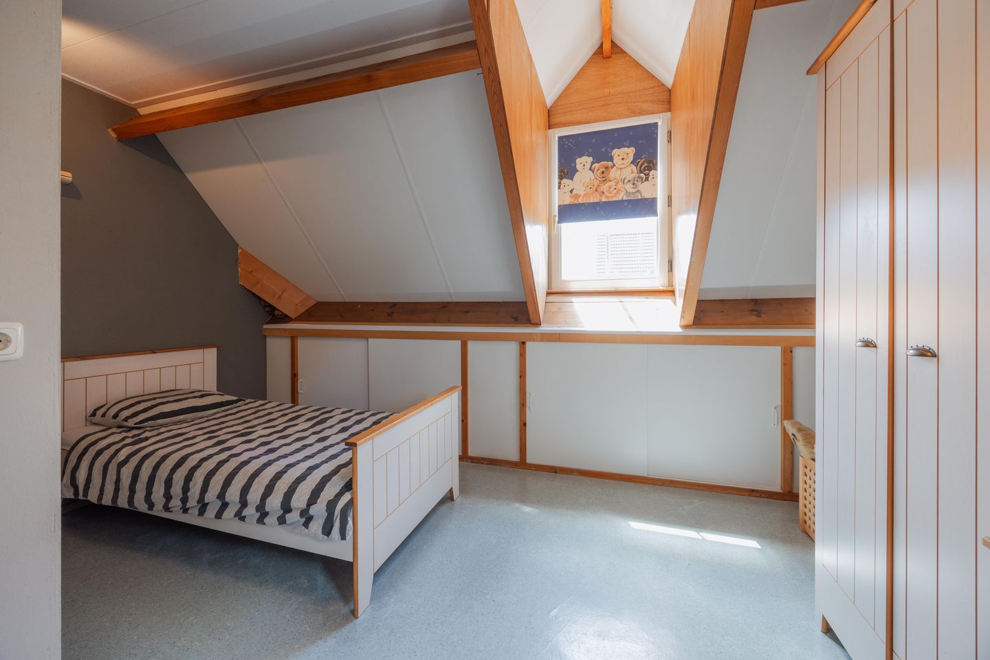 Photo 35 of Dissel 4