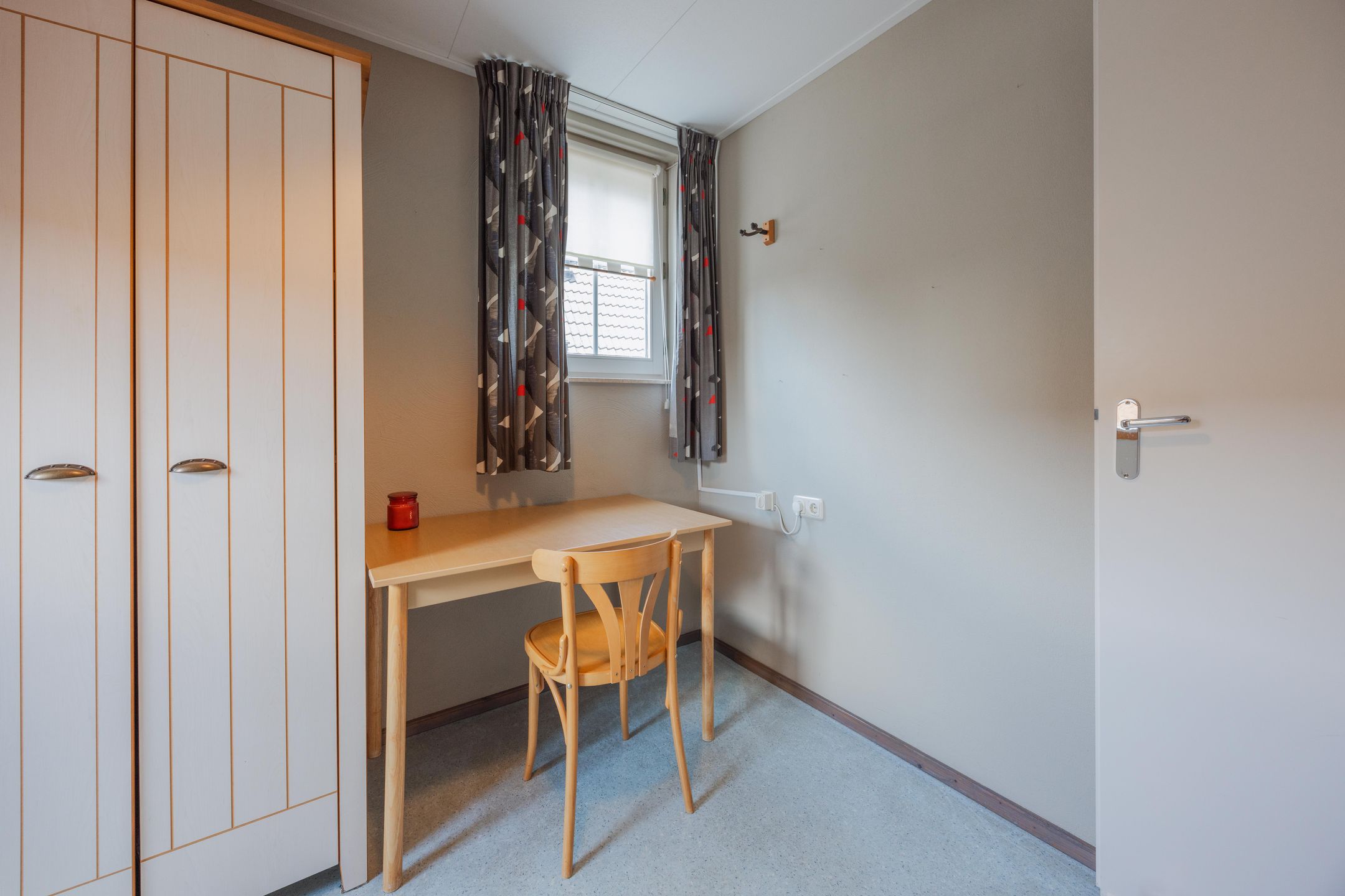 Photo 36 of Dissel 4