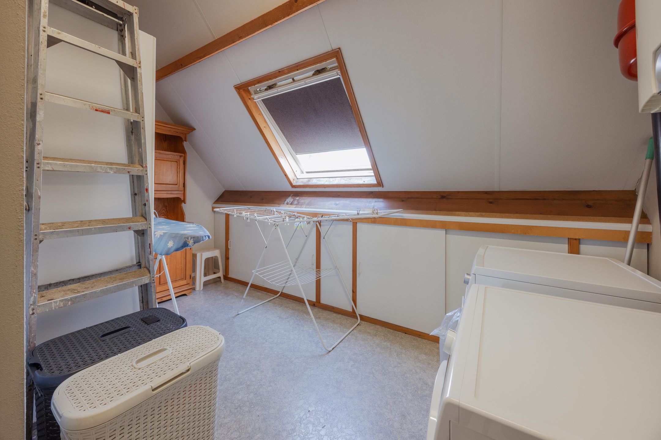 Photo 39 of Dissel 4