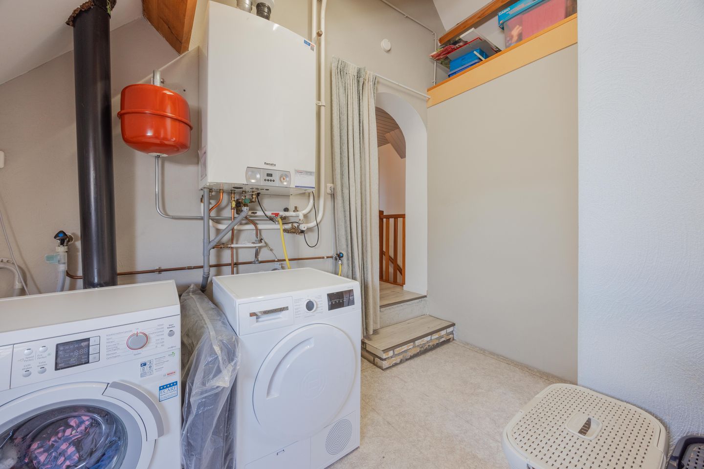 Photo 40 of Dissel 4